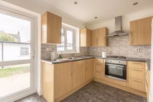 Kitchen- click for photo gallery